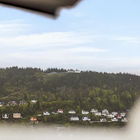 Rosenberg Lejlighed Bergen